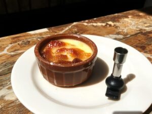 custard with caramelized sugar